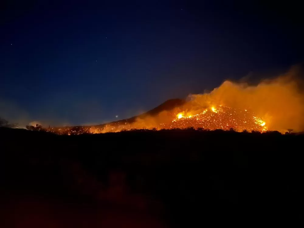 Em entrevista, Tenente-Coronel Galvão, comandante do Corpo de Bombeiros de Patos, fala sobre incêndio na Serra do Cruzeiro e suspeita de crime