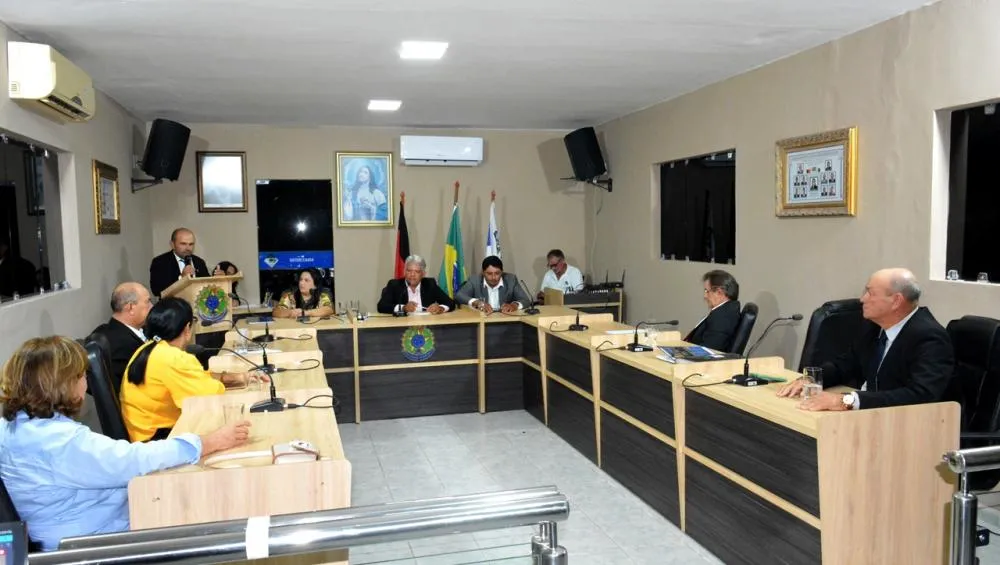 Câmara de São José de Espinharas realizou mais uma sessão ordinária com importantes discussões de diversos temas em beneficio da população - confira 