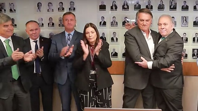 “Se prepare, aconteça o que acontecer”, diz Bolsonaro ao confirmar Marcelo Queiroga na disputa pela Prefeitura de João Pessoa
