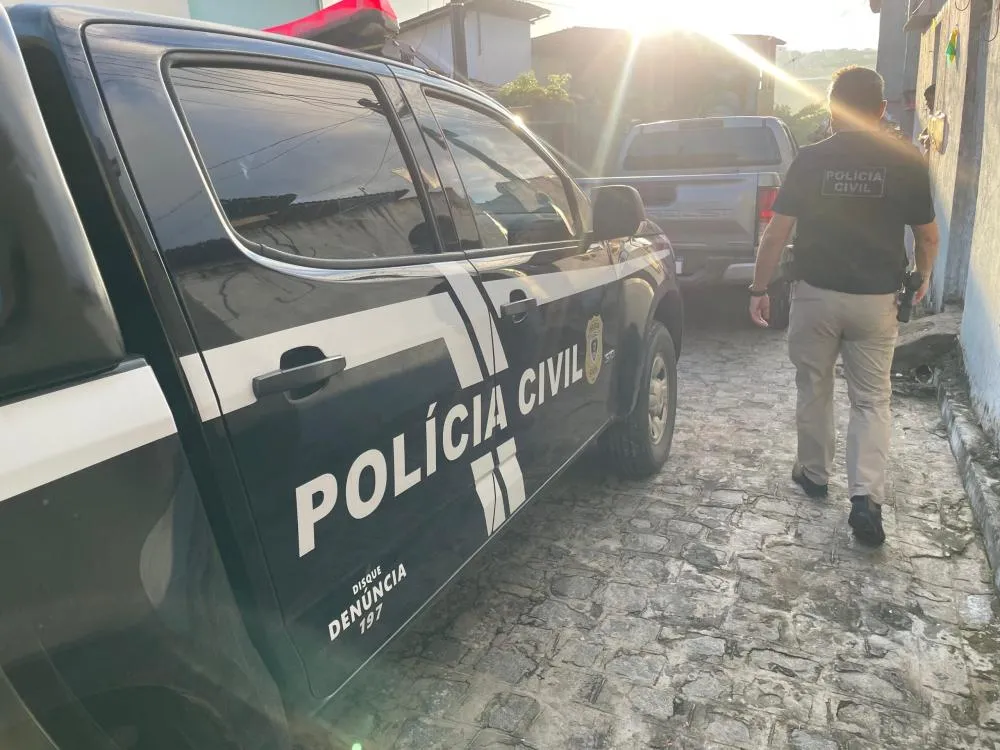 Em Campina Grande, homem é encontrado morto com faca próxima ao corpo 