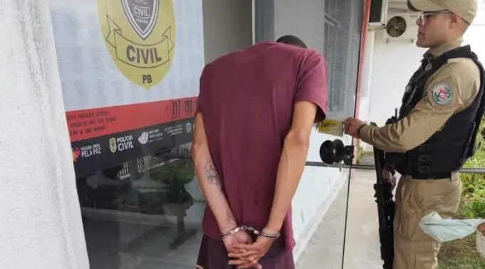 Homem é preso após atingir mulher com golpe de faca em João Pessoa