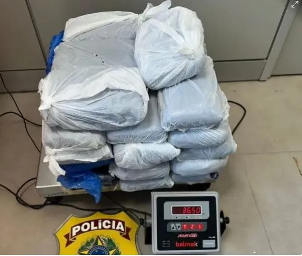 Cabeleireira é presa com mais de quase 40 kg de maconha em aeroporto de João Pessoa