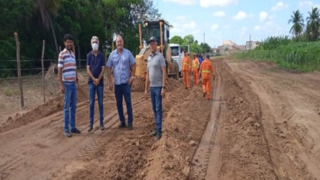 Jacob Souto acompanha serviços da 2ª etapa da construção da Avenida Lagoa dos Patos