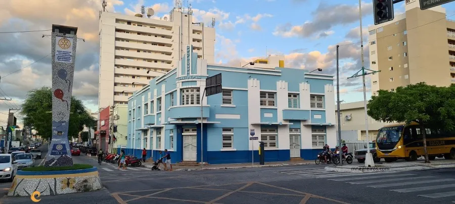 Prefeitura de Patos decreta ponto facultativo na próxima segunda-feira (27)