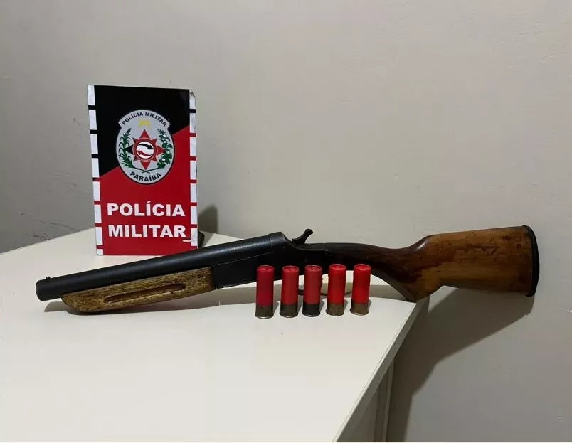 Adolescente em situação de risco é resgatada pela PM e denuncia padrasto envolvido com crimes e posse de armas em Santa Luzia