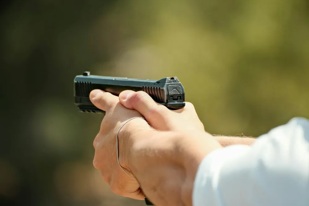 Dois homens são baleados na manhã dessa segunda-feira (27) em João Pessoa