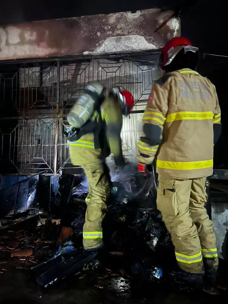 Bombeiros combatem dois incêndios em Patos em menos de quatro horas; nenhum ferido foi registrado