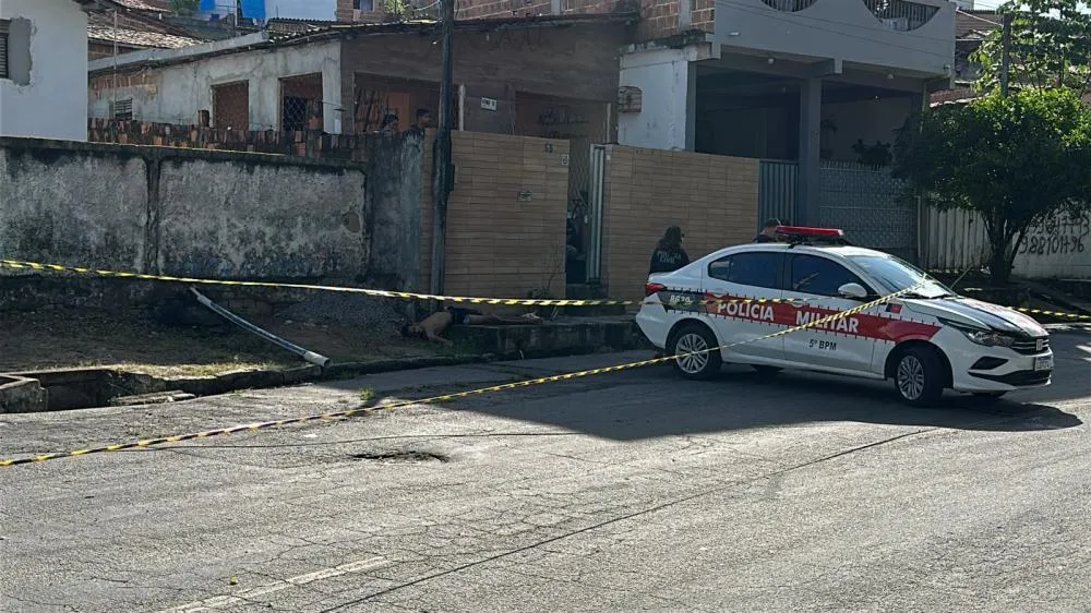 Homem foi morto a facadas na manhã desta sexta-feira (14) no bairro Funcionários, em João Pessoa