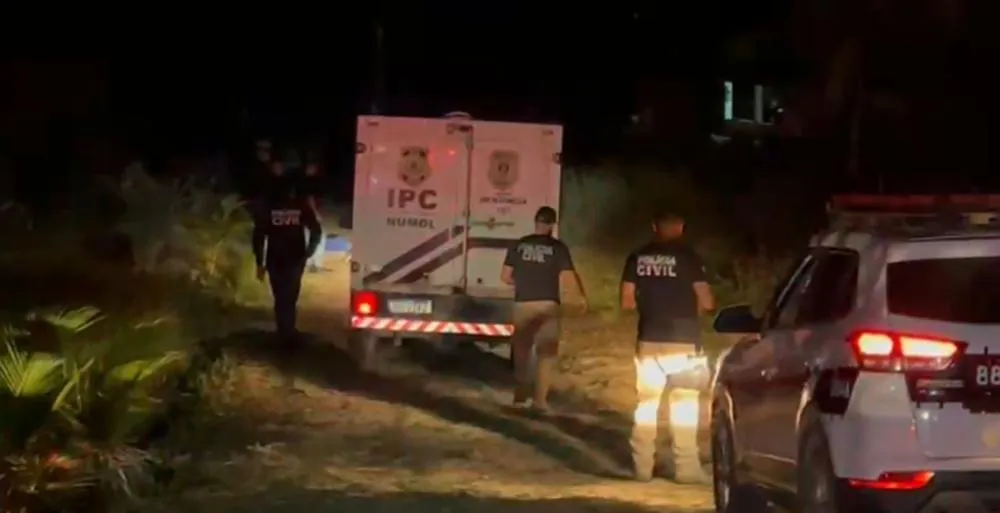 Pai e filho são executados a tiros em possível acerto de contas no início da noite desta quarta-feira (19)