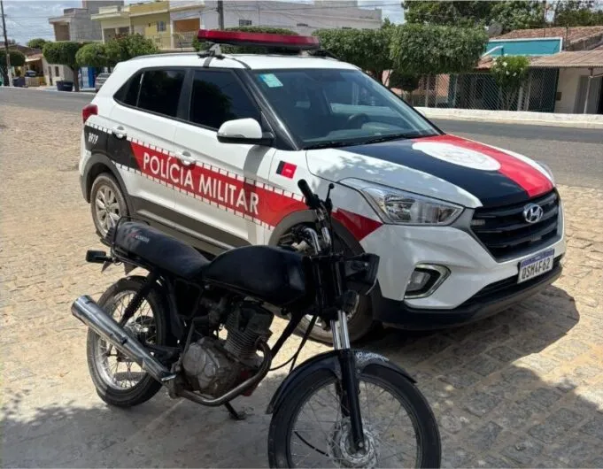 Polícia Militar apreende moto com sinais de adulteração em Matureia
