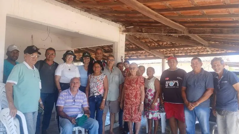 Agricultores e agricultoras do Campo Comprido recebem orientações do SIM
