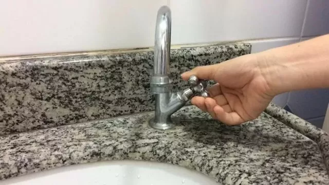 Rompimento em adutora interrompe abastecimento de água em cidades atendidas pelo sistema Coremas/Sabugi