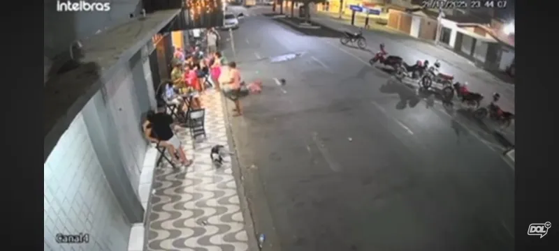 Homem que foi empurrado em bar de Itaporanga morre em hospital; vítima teve traumatismo craniano. Vídeo