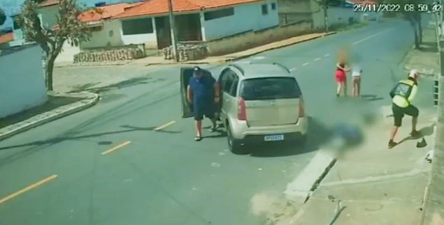 Motorista é detido após atropelar quatro pessoas em Campina Grande/PB