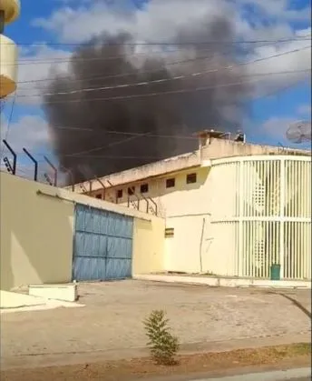 URGENTE: Rebelião no Presídio Romero Nóbrega - Duas pessoas estão feridas – Veja vídeo!