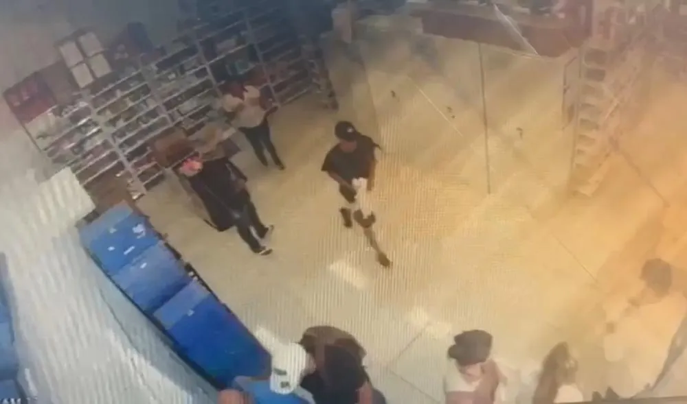 Criminosos rendem funcionários de farmácia e roubam canetas emagrecedoras de alto valor, em João Pessoa