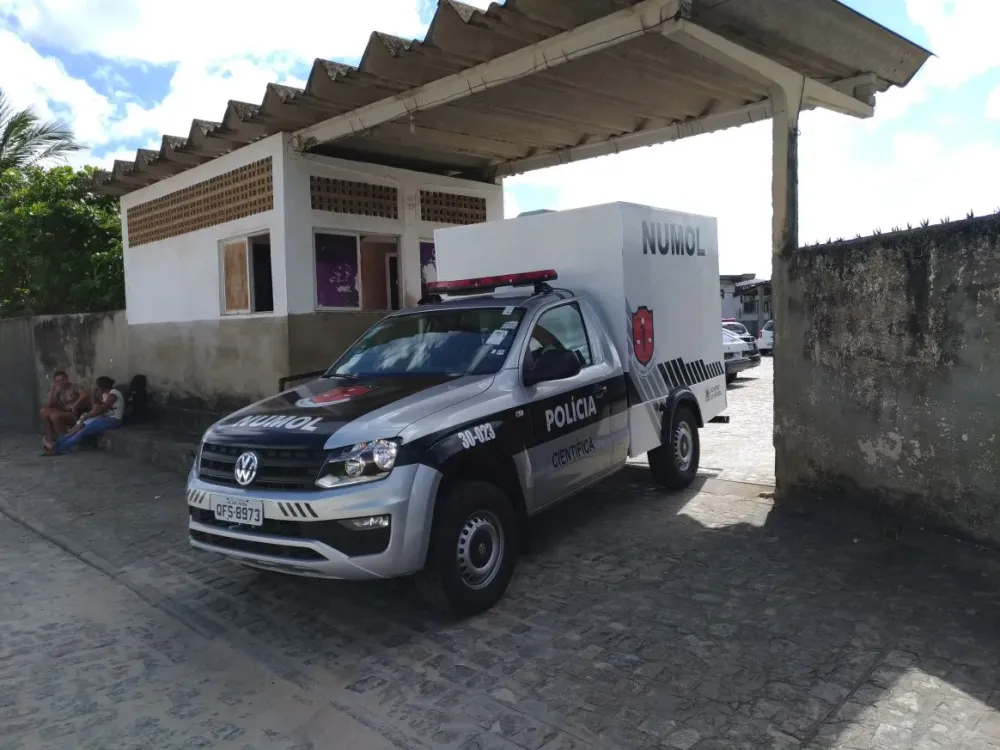Homem é morto a tiros dentro de estacionamento em condomínio de João Pessoa
