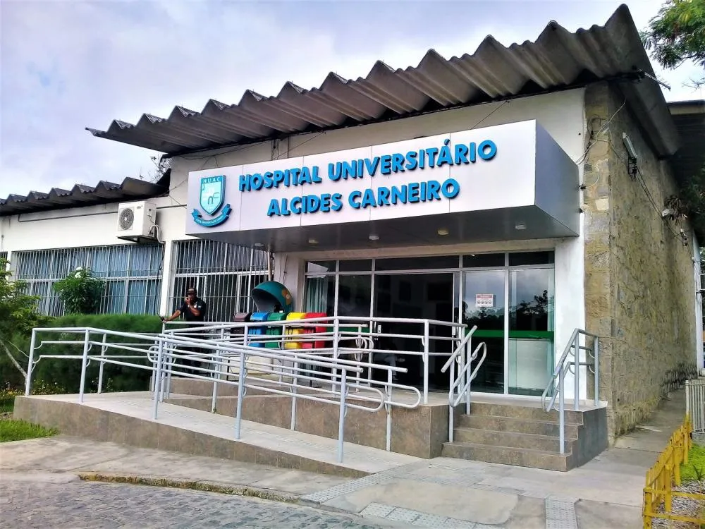 Homem que estava internado com raiva humana morre em Campina Grande
