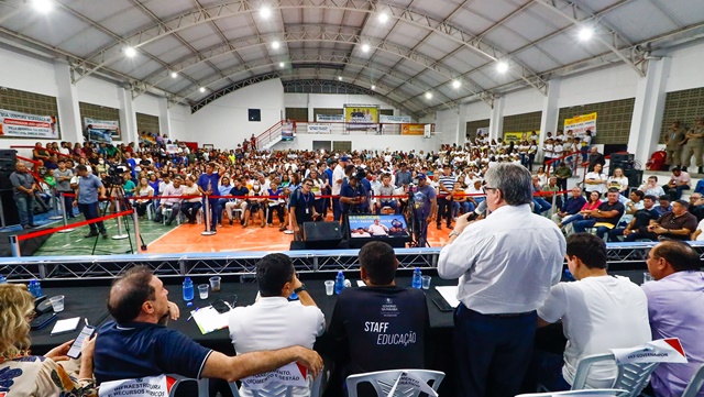 João Azevêdo anuncia mais de R$ 35 milhões em novos investimentos para o Vale do Piancó durante plenária do ODE em Itaporanga 