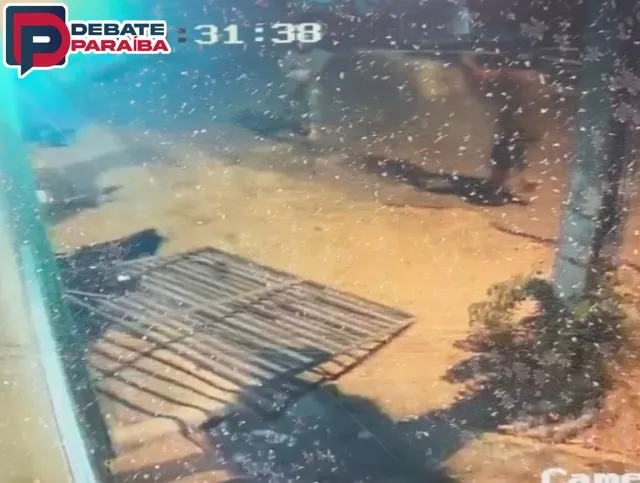 Flagrante: homem invade Colônia de Pescadores e tenta atear fogo em outro homem, em Sousa