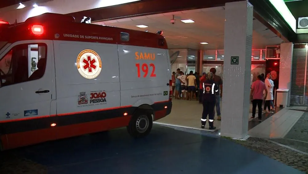 Motorista fica ferido após atropelar cavalo em João Pessoa