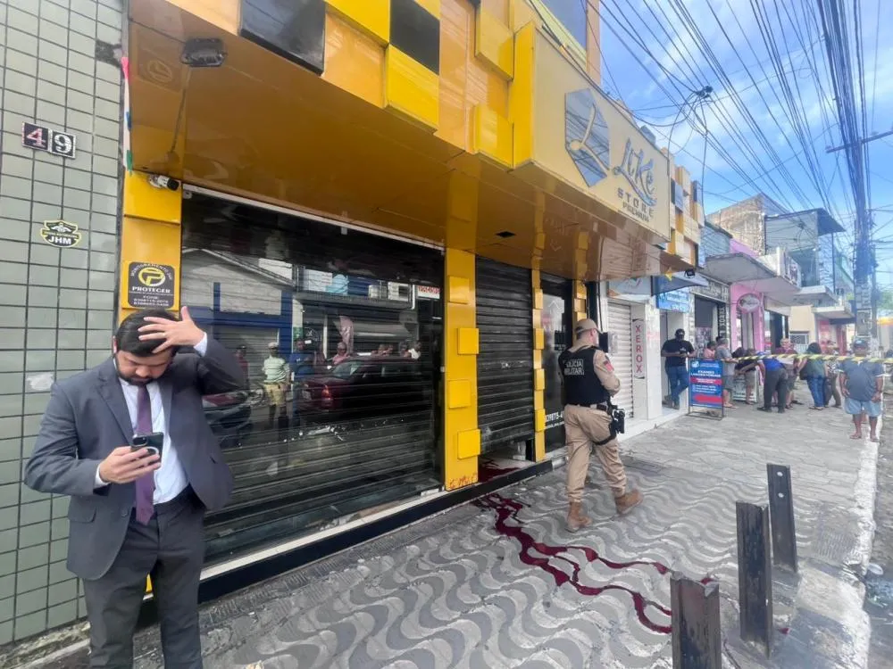 Suspeito de assalto morre após ser baleado na cabeça no Centro de Santa Rita