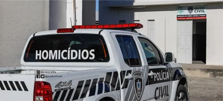 Jovem é executado com mais de 20 tiros em praça de Alhandra