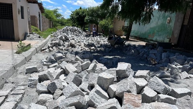 Prefeitura de Patos já pavimentou mais de 78 ruas com investimento superior a R$ 15 milhões