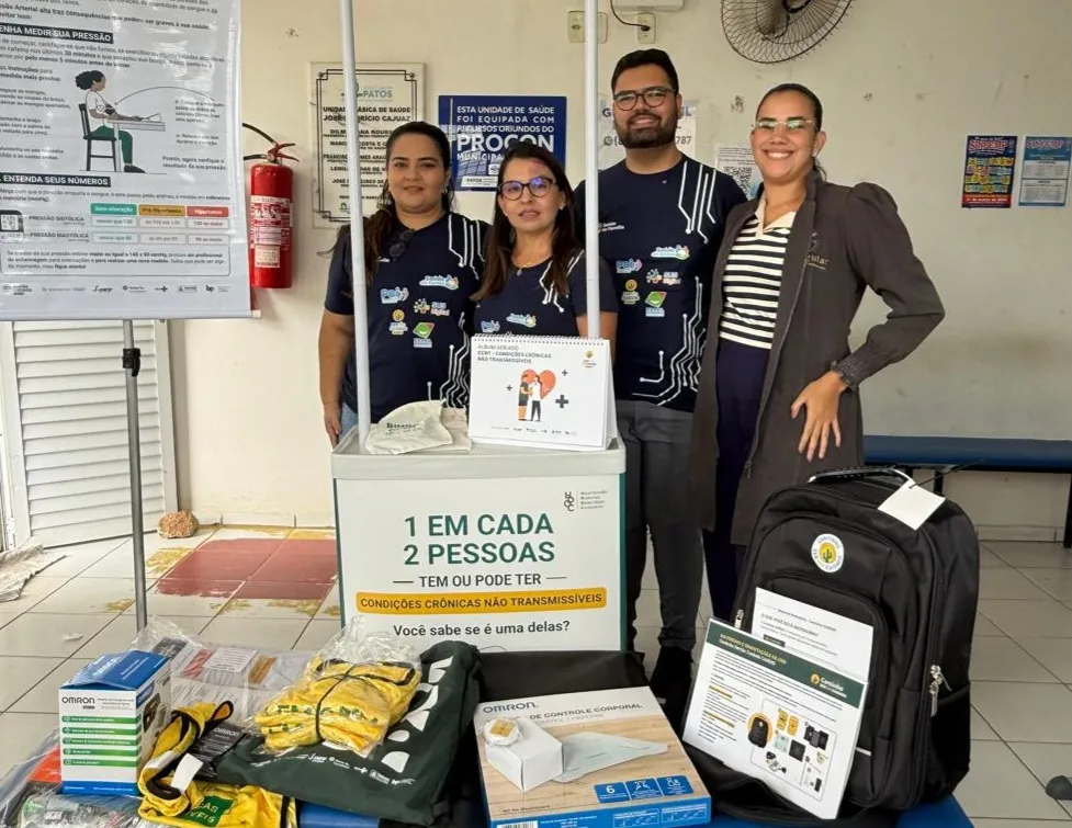 Prefeitura de Patos entrega kits do Projeto Sertão Cuidado Cardio para fortalecer combate às doenças crônicas nas UBS 