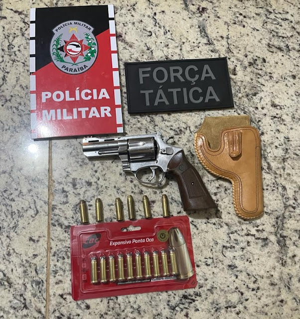 POLÍCIA MILITAR APREENDE ARMA DE FOGO E MUNIÇÕES DURANTE BLITZ EM CATOLÉ DO ROCHA