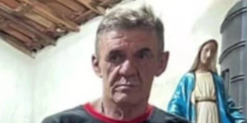 Homem morre após colidir moto contra vaca em rodovia, na Paraíba