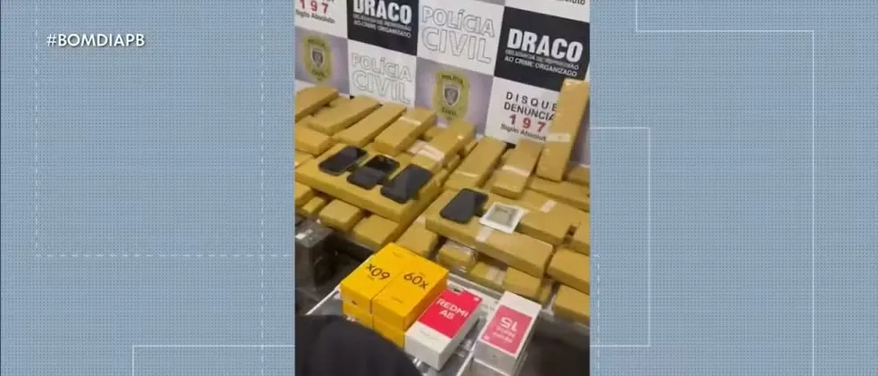 Quatro pessoas são presas com produtos contrabandeados e cerca de 100 kg de drogas, em Campina Grande