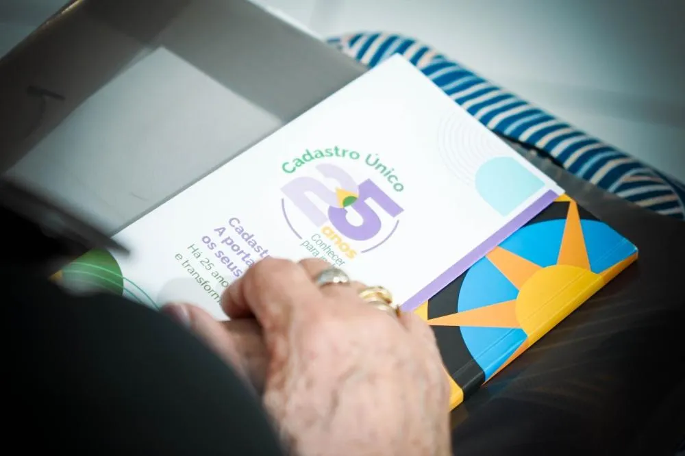 Nos 25 anos do CadÚnico, Patos reforça com diretores de escolas suporte às famílias de baixa renda