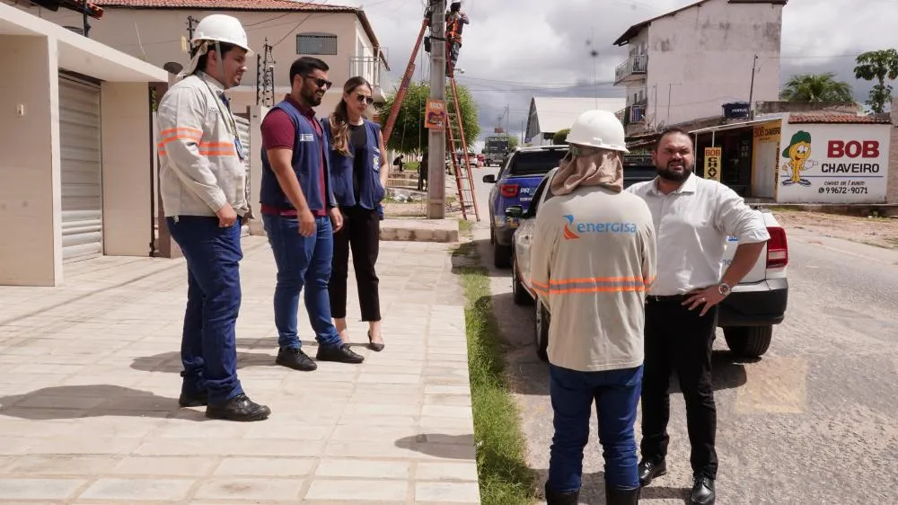 Procon realiza segunda fase da Operação “Cidade sem emaranhados” que se concentra na zona sul da cidade