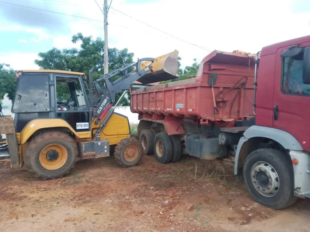 Prefeitura de Patos amplia serviços de infraestrutura em diversos pontos da cidade