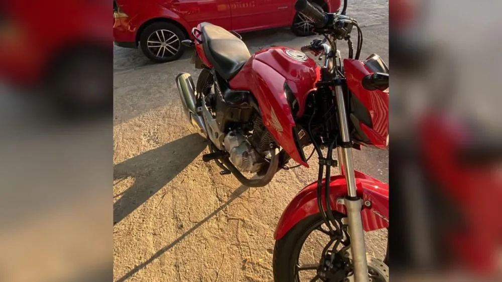Dupla assalta jovem e rouba moto no Monte Castelo, em Patos