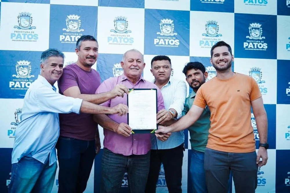 Prefeitura de Patos autoriza pavimentação de 18 ruas em quatro bairros da cidade