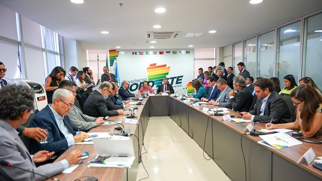 Governador em exercício destaca resultados positivos da agricultura familiar na Paraíba durante reunião do Consórcio Nordeste em Brasília