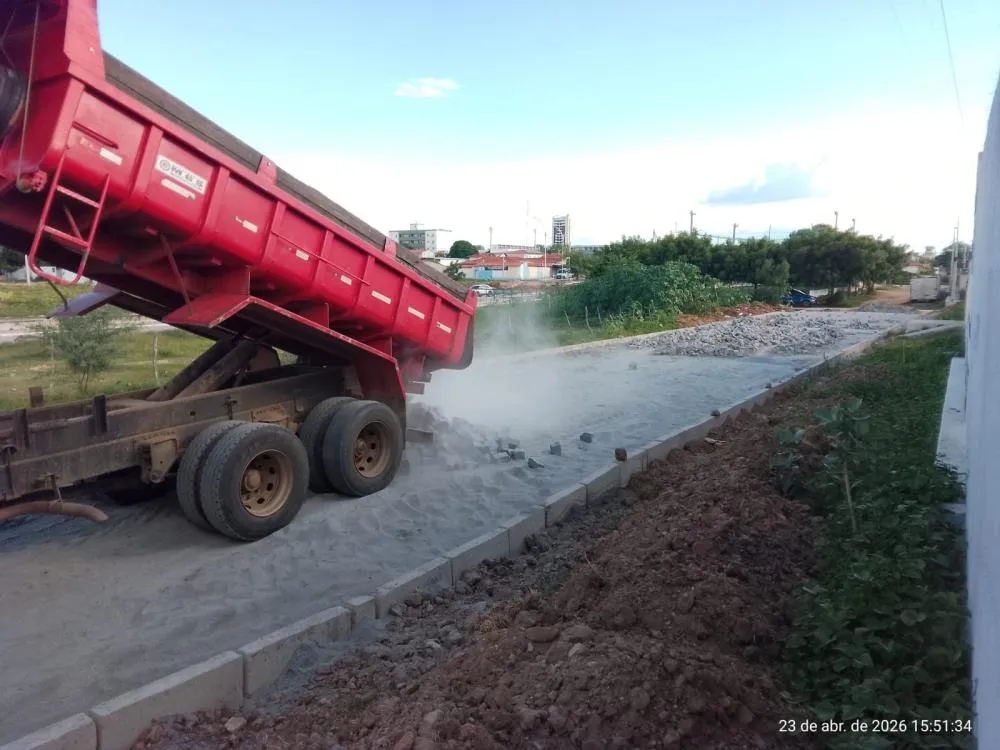 Serviços de infraestrutura e limpeza são realizados em vários pontos de Patos