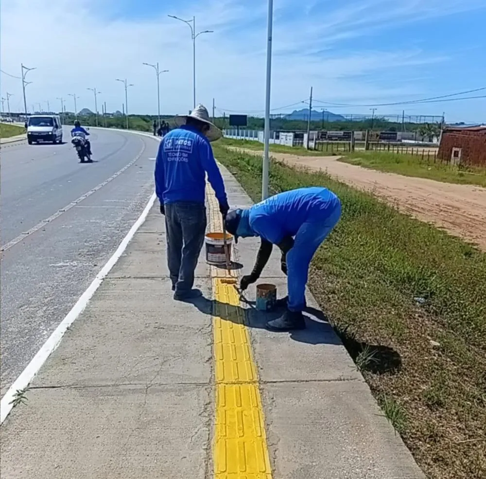 Prefeitura de Patos realiza serviços de revitalização, limpeza e retirada de entulhos em diversos pontos da cidade