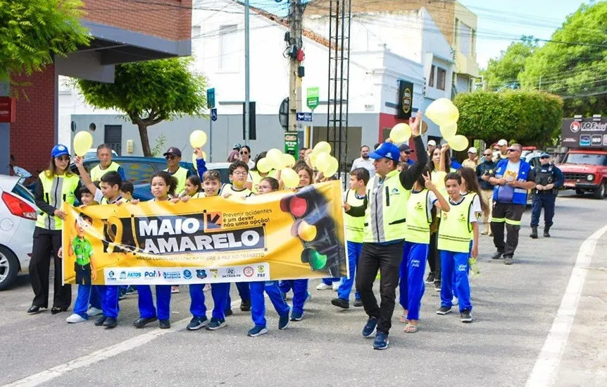 Caminhada marca início das ações do Maio Amarelo 2026 em Patos