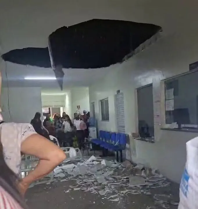 Teto de policlínica desaba e deixa três pessoas feridas em Pedras de Fogo