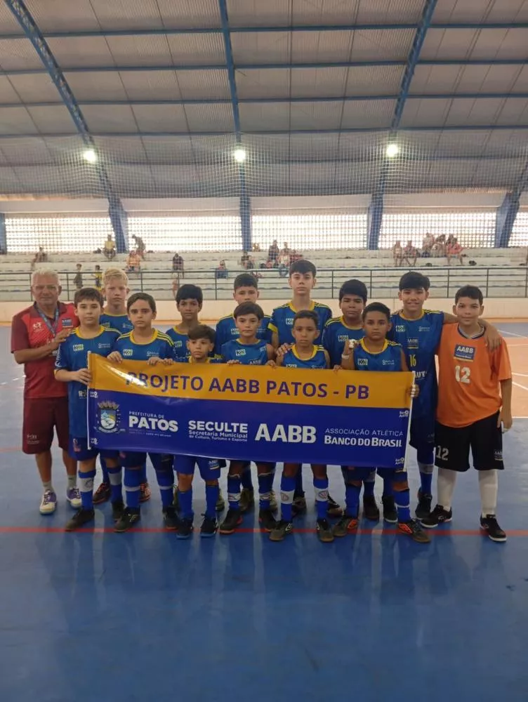 Professor patoense treina com o hexacampeão brasileiro de futsal em Santa Catarina