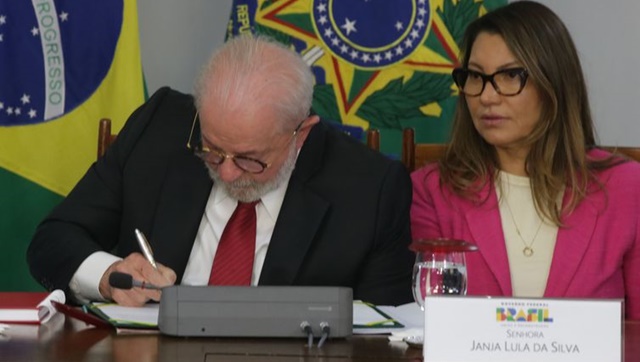 O presidente Luiz Inácio Lula da Silva sancionou nesta quinta-feira (20), a medida provisória (MP) que recriou o Programa de Aquisição de Alimentos (PAA).