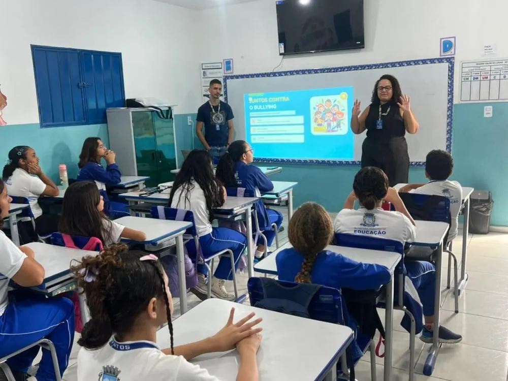 Prefeitura de Patos leva projeto Ouvidoria Itinerante às escolas da rede municipal