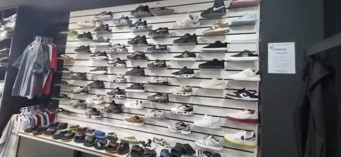Operação apreende R$ 500 mil em produtos falsificados em lojas de João Pessoa