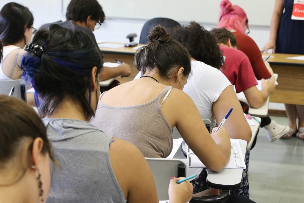 Prefeituras da Paraíba têm mais de 300 vagas abertas em concursos públicos e salários de até R$ 11 mil