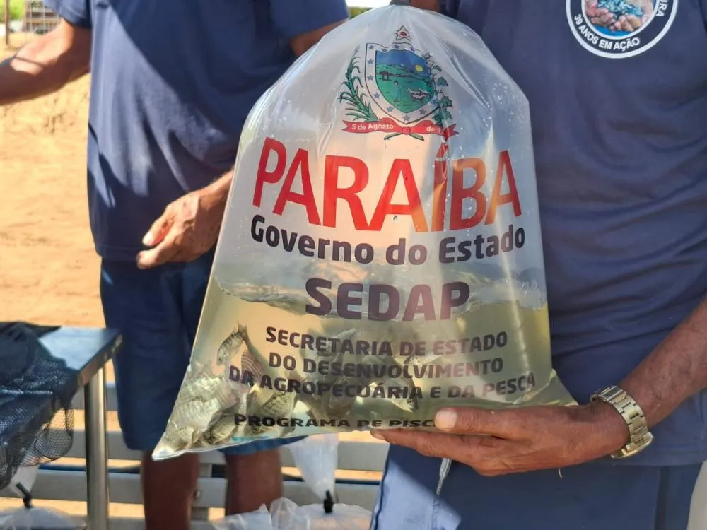 Sedap-PB distribui 200 mil alevinos para seis municípios, nesta terça-feira (30)