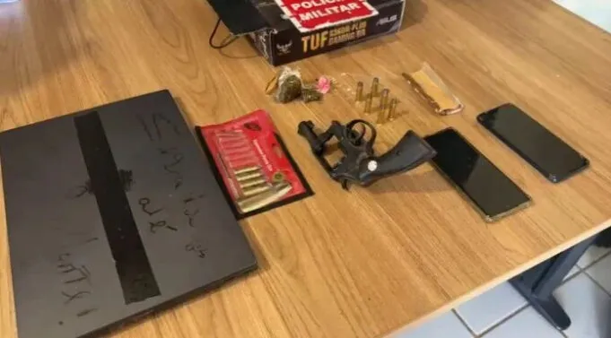 Professor afastado é preso armado após tentar entrar em escola estadual em Sousa
