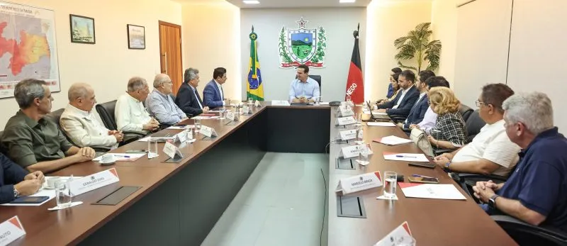 Lucas recebe representantes da FIEPB para tratar sobre fortalecimento do setor